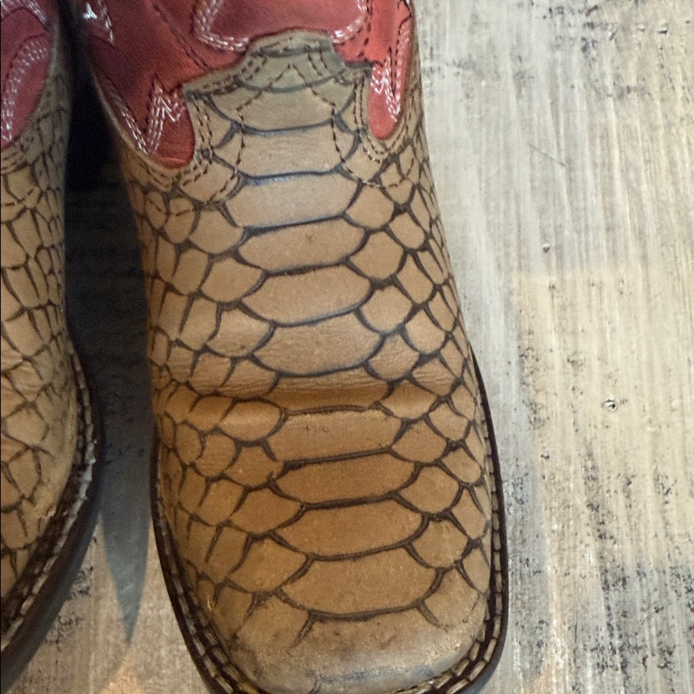 Kids Two-Tone Brown and Red Pull-On Western Boots - Picture 14 of 16